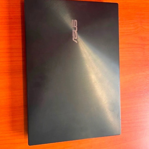Asus Zenbook Duo i7 16GB 1TB SSD like new with dual 14" OLED screens