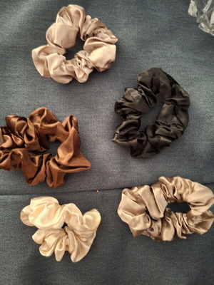 Scrunchies καινούργια, πακέτο 5 τεμαχίων