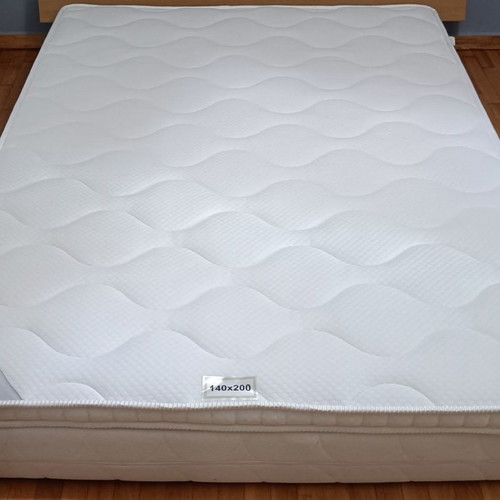Ecomat Silver 7cm mattress topper used (140x200cm)