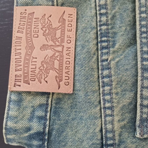 Evolution Begins Guardian of Eden embroidered denim jeans size S new