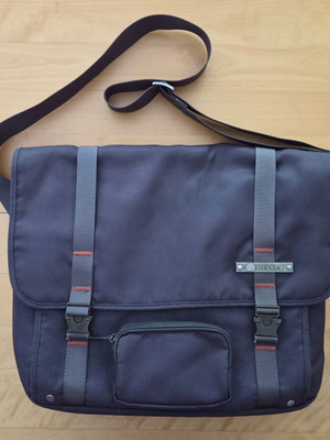 Delsey messenger bag used, gray, laptop compatible