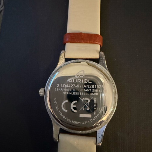 Auriol men's watch like new with leather strap