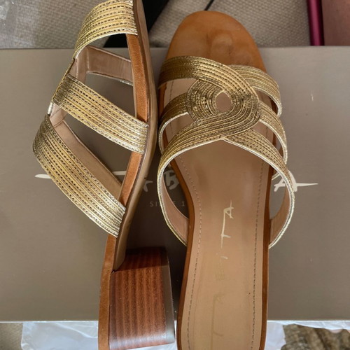 Tabita Brazil gold sandals size 38 with leather anatomical insole