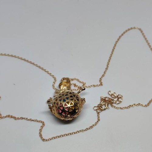 Snowman Pendant Necklace with Colorful Pom Poms like new, gold tone