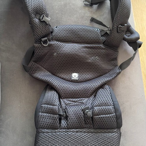 Dooky Classic Urban Comfort Baby Carrier Black New, max weight 15kg