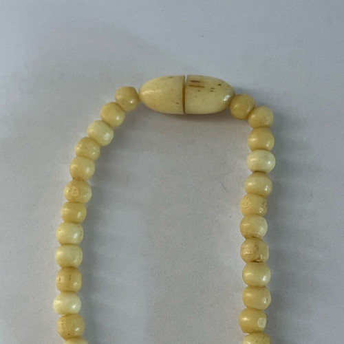 Rosary necklace like new, large and impressive