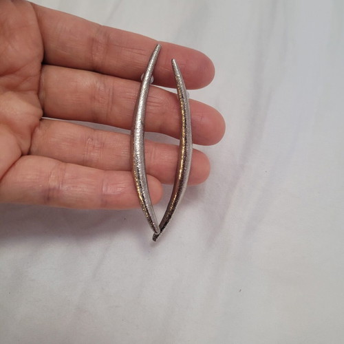 Silver dangling women's earrings