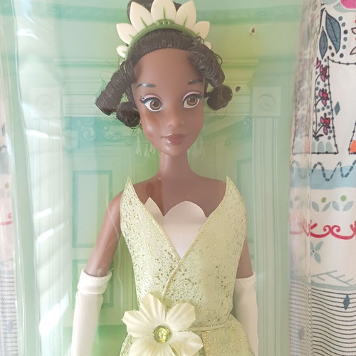 Disney Store Tiana Princess and the Frog doll new in box