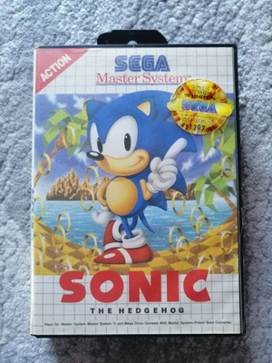 Sega Master System Sonic the Hedgehog used, original box and manual