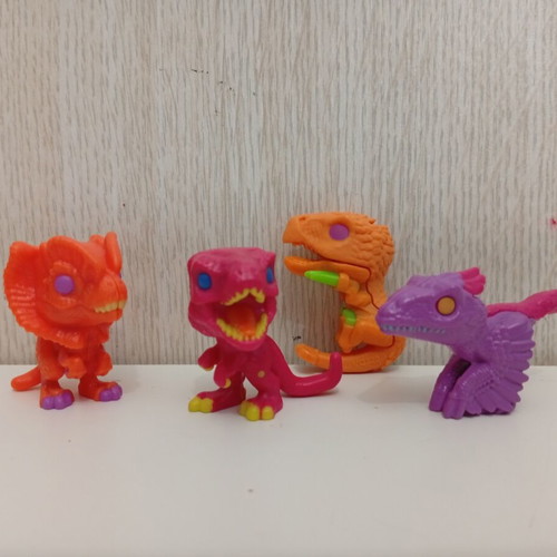 Kinder Surprise Joy Jurassic Park World Dinosaur Funko Pop Figures used set
