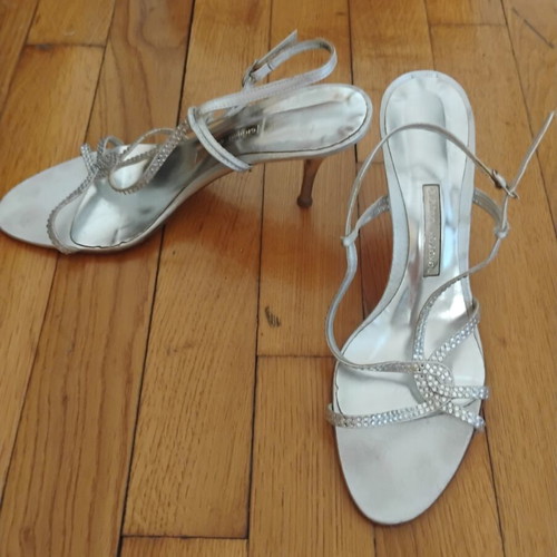 Gianna Kazakou silver sandals like new, size 40