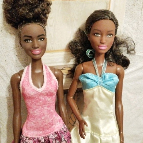 Barbie dolls like new, pack of 3