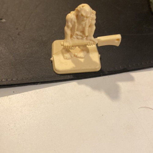 Zombie figure from Heroquest1989 board game like new