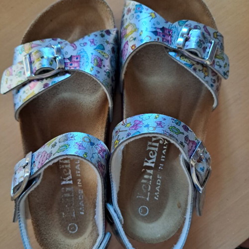 Baby shoes size 34 used, very good condition