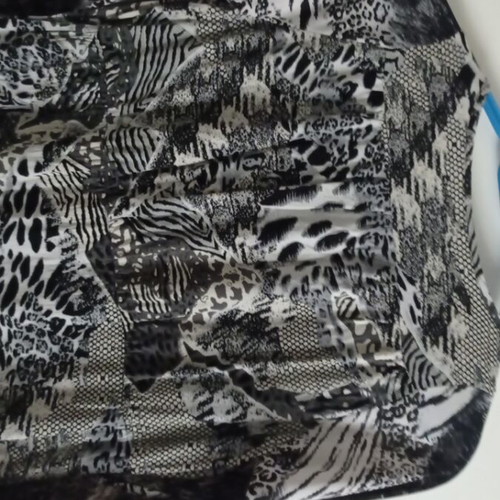 Dress leopard pattern black and white XL like new