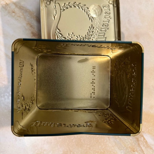 Underberg collectible metal box like new
