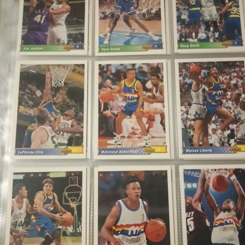 NBA album Upper Deck 1992-1993 like new, fully completed