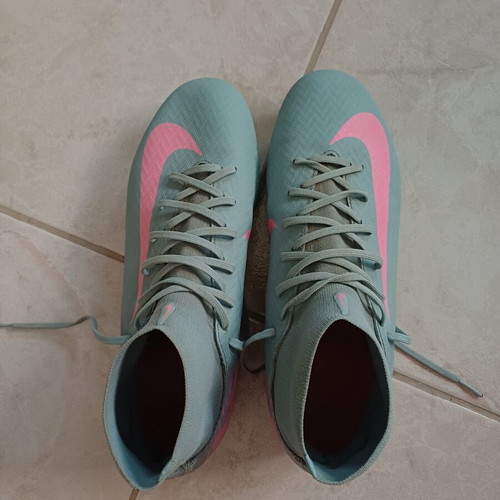 Nike Mercurial Superfly 10 Academy MG football boots, turquoise and pink, size 43.5