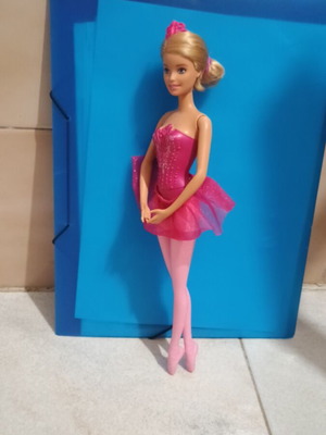 Barbie Dreamtopia Twinkle Lights Ballerina like new