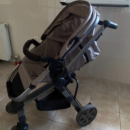 Foppapedretti stroller 3 in 1 like new with car seat and port-bebe