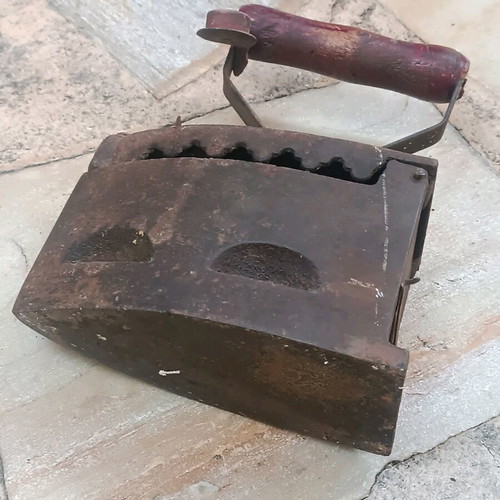 Charcoal iron used, old