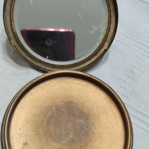 Powder case vintage used, bronze