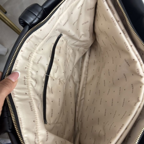 Guess shoulder bag new, black