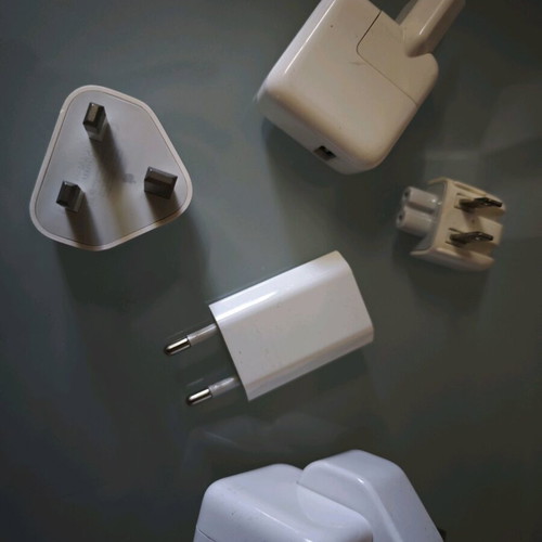 Audio Video Power Chargers and Cables like new