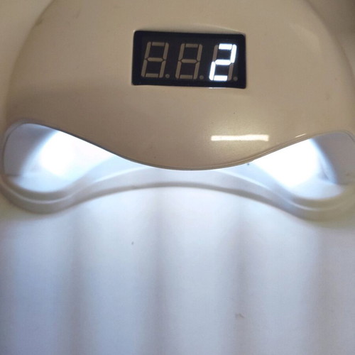 UV LED Nail Lamp 2 in 1 like new for semi-permanent gel