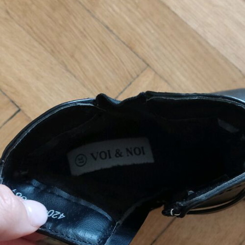 Voi Noi ankle boots like new, black, size 37.5