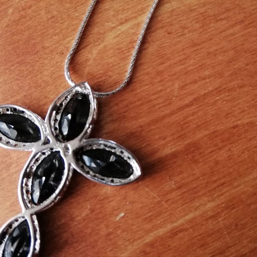 Silver cross 925 like new with white and black zircon
