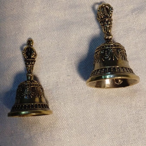 Metal Bells Set like new, two sizes