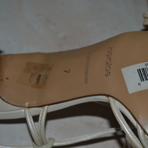Haralas cream sandals like new, summer sugar color