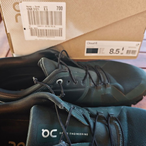 On Cloud 6 men's running shoes EU 42 evergreen/black