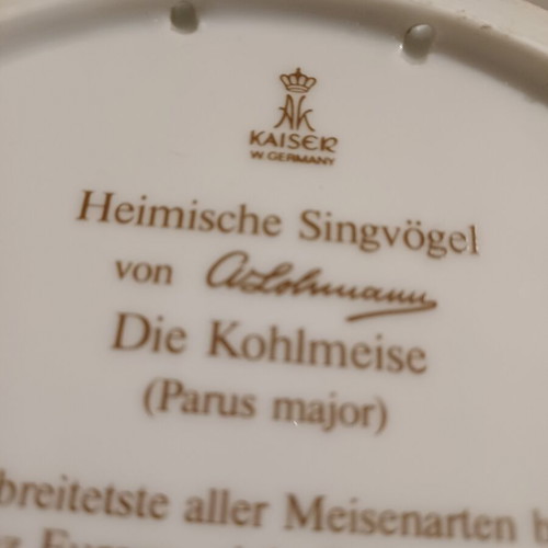 Kaiser Porcelain Plate Heimische Singvögel used, decorative wall hanging