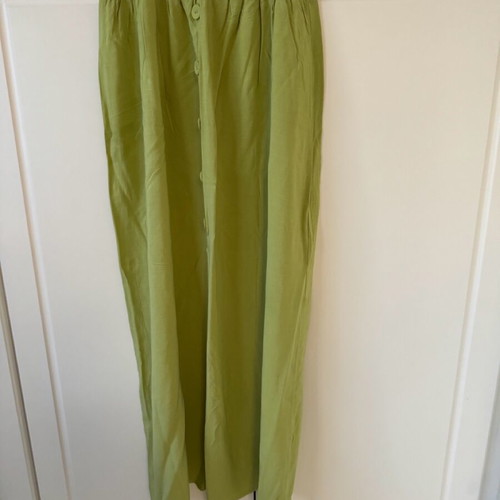 Skirt light green used, one size