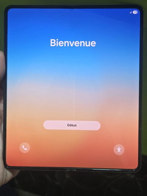 Samsung Galaxy Z Fold 4 като ново, отключен, 256GB, две SIM карти