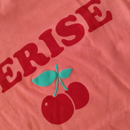 Bershka t-shirt with cherries like new, size XS