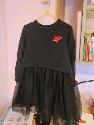 Φόρεμα Two in a castle μαύρο σαν καινούργιο, νούμερο 6