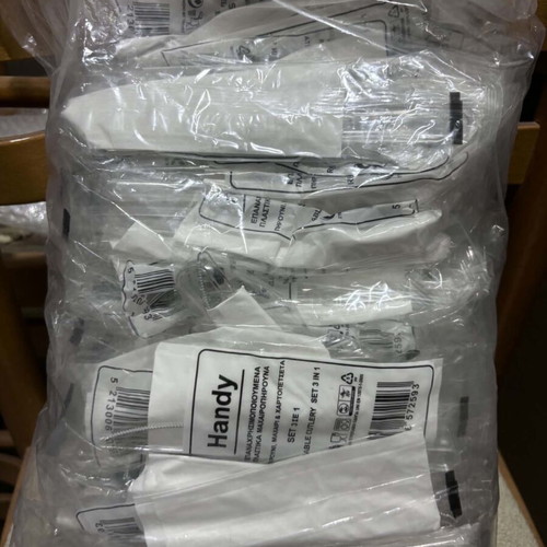 Plastic food utensils set like new