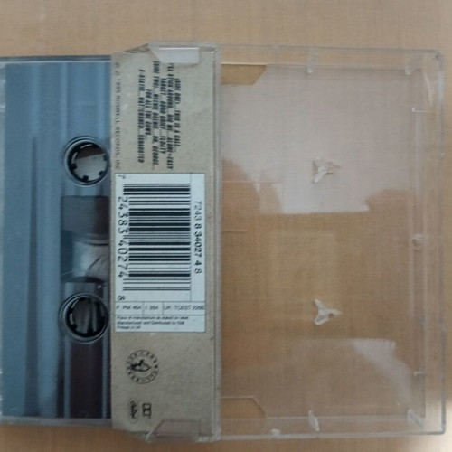 Foo Fighters cassette tape like new, rock genre
