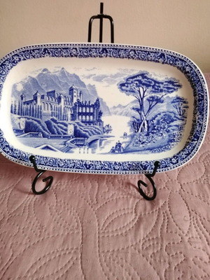 Old England Cambridge Small Oval Serving Platter Like New 25x15cm