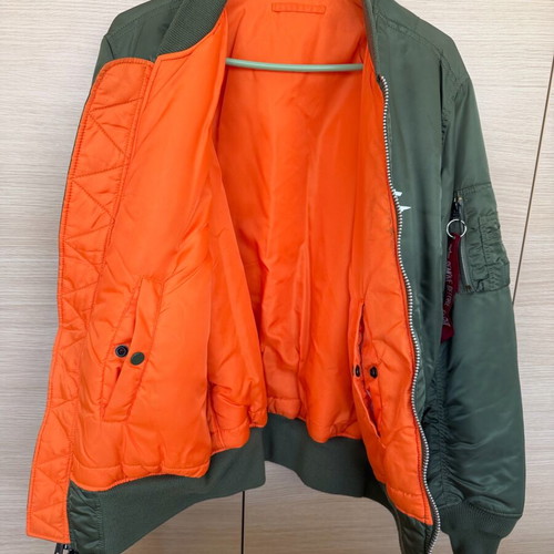 Alpha Industries Ma1 bomber jacket size M sage green like new