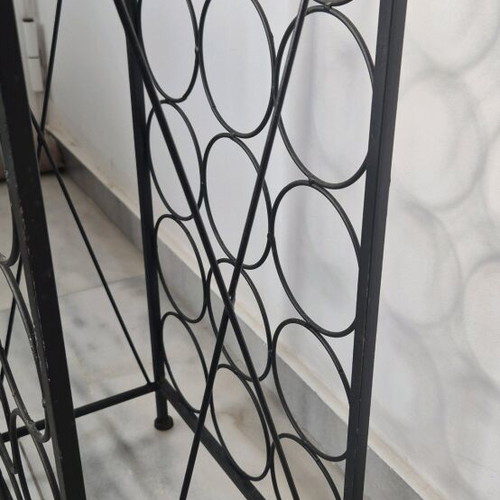Metal wine bottle rack 18 slots like new