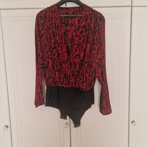 Zara animal print bodysuit size L like new, black and red