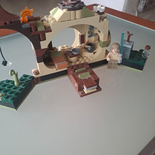 Star Wars Yoda's Hut used with Luke figure