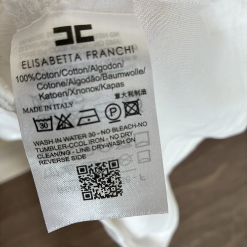 Elisabetta Franchi blouse like new, elastic fabric, fits large