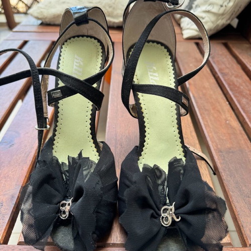 Killah sandals used, black with tulle and crisscross tie, 12cm heel