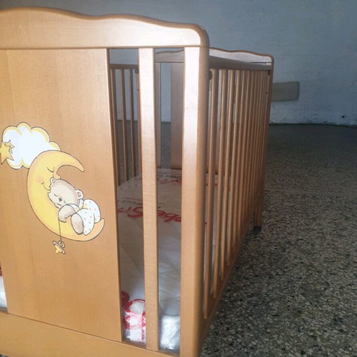 Wooden cot with mattress like new, barely used