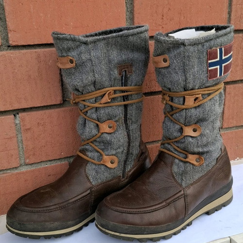 Napapijri women's boots like new, wool and leather, waterproof